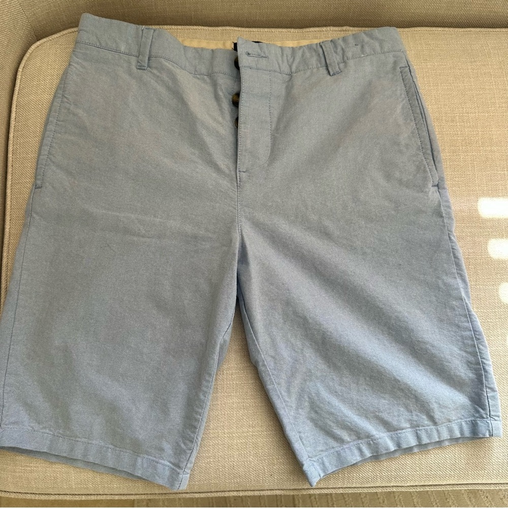 River Island Light Blue Flat-Front Men's Shorts size 32